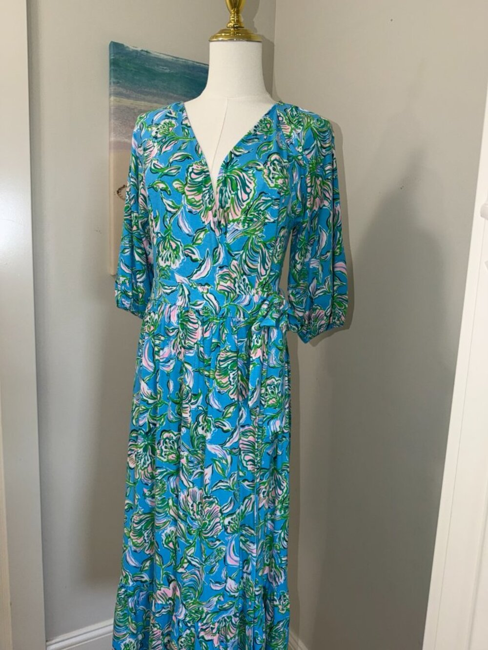 Lilly Pulitzer Blue Floral Wrap Dress - Size Medium 🌺 - Picture 2 of 4